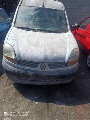 Renault Kangoo ön çamurluklar