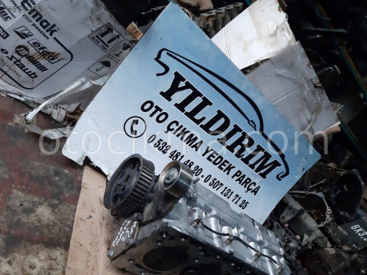 RENAULT MASTER 2.5 SİLİNDİR KAPAĞI