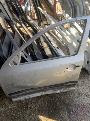 2009 2012 Skoda Octavia Sol Ön Kapı Çıkma