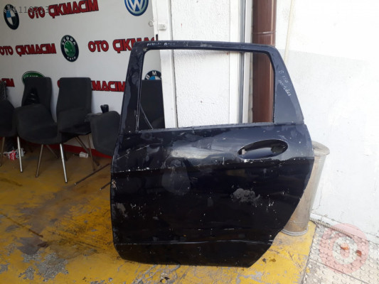 MERCEDES B180 B SERİSİ  2006 SOL ARKA KAPI