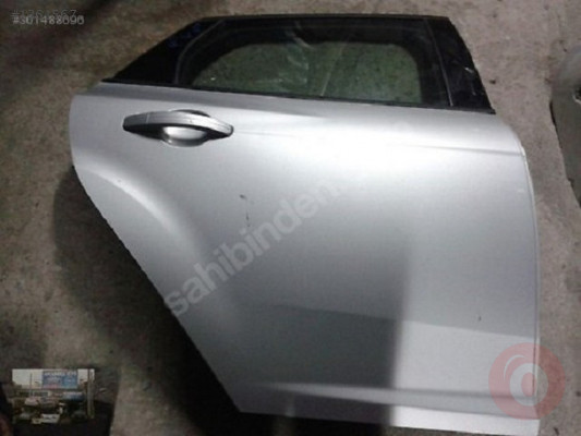 FORD FOCUS 3 KASA SAĞ ARKA KAPI ÇIKMA ORJİNAL YEDEK PARÇA