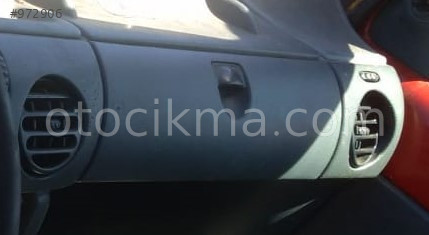 2003 model renault kangoo 1.9 çıkma torpido kapağı