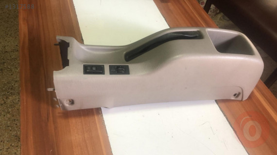 2000 TOYOTA COROLLA HATASIZ ORJİNAL ÇIKMA ORTA KONSOL