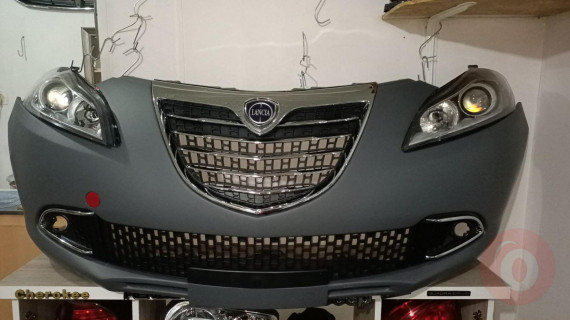Lancia Ypsilon yeni dolu ön tampon