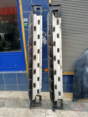 10-16 Porsche Cayenne basamak sağ sol otobekir