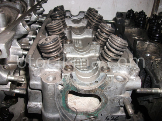 SİLİNDİR KAPAK MAZDA 626 1.6 BAKIMI YAPILMIŞ**