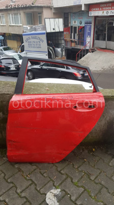 FORD FİESTA SOL ARKA KAPI MAHİR OTO'DAN ÇIKMA ORİJİNAL