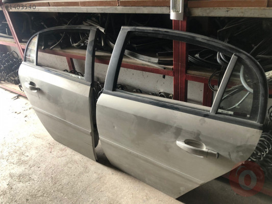2005 OPEL VECTRA C HATASIZ ORJİNAL ÇIKMA SOL ARKA KAPI