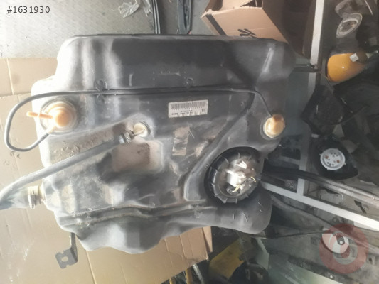 Ford Cmax yakit deposu benzin deposu