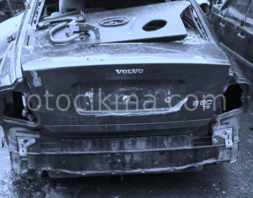 2001 VOLVO S80 ÇIKMA BAGAJ KAPISI.