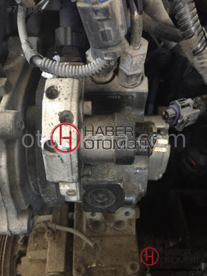 KİA - SORENTO / D4CB 2.5 CRDİ DİZEL YAKIT (MAZOT) POMPASI