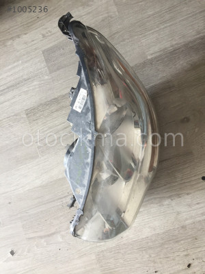 Citroen c4 sol ön far