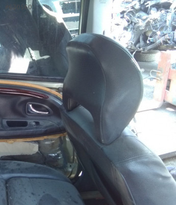 2001  VOLVO S40 2000 TURBO ORJİNAL  KOLTUK BAŞLIĞI.