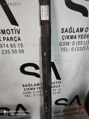 OEM5M51-10154-AB FORD FOCUS 05-11ÇIKMA SAĞ MARŞBİYEL PLASTİK