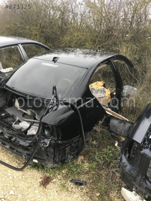 BMW E90 3.20 KESME SAĞ ARKA ÇAMURLUK GÜÇMANLAR OTO