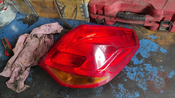 OPEL ASTRA J STOP LAMBASI