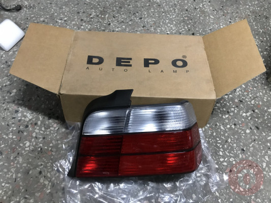 1991-1998 BMW e36 sağ stop lambası (depo)