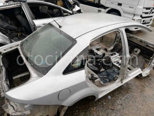 Fiat Linea Sağ arka çamurluk gri hatasız orjinal çıkma