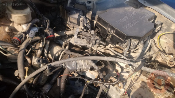 kia clarus 2.0 16v çıkma motor içi tesisat