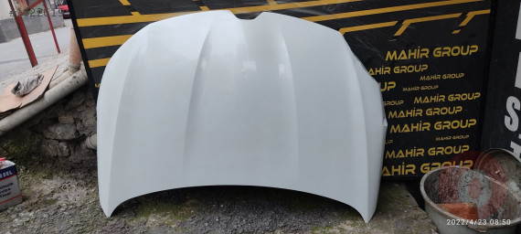 MEGANE 4 (  ÖZEL RENK SEDEFLİ BEYAZ ) TEMIZ CIKMA KAPUT