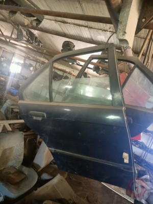 BMW E36 SAĞ ARKA KAPI ÇIKMA SÖKME HATASIZ DOLU