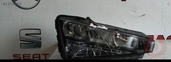 Skoda scala sağ far ve tüm çıkma yedek parçalar