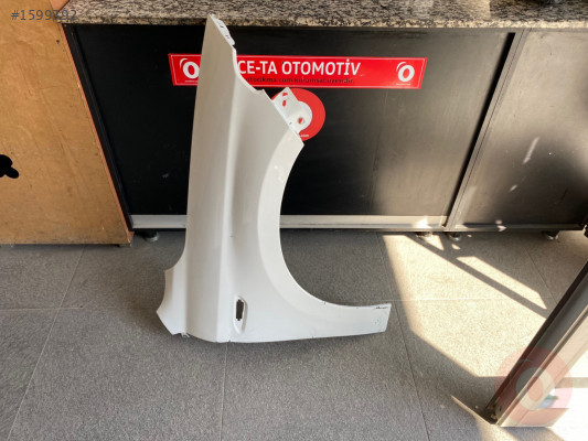 FİAT EGEA SAĞ ÖN ÇAMURLUK ÇIKMA ORJİNAL BEYAZ TEMİZ
