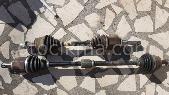 opel corsa e 1.4 benzinli sağ sol aks milleri ve tüm çıkma p
