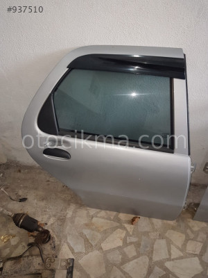 Fiat albea sağ arka kapı gri hatasız orjinal çıkma