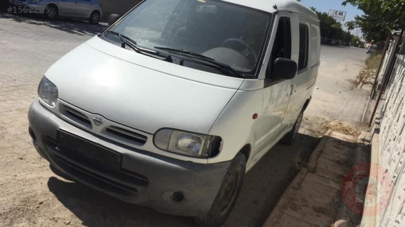 Nissan vanetta şarj dinamosu