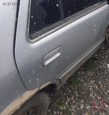 hyundai excel çıkma sağ yan panel marşbiyel