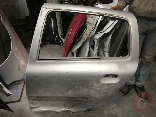 2007 renault clio symbol sol arka kapı 750 tl