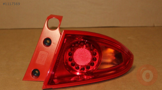 SEAT LEON 06-12 STOP LAMBASI DIŞ SAĞ (VALEO) 1P0945112A