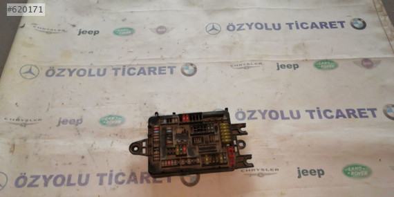 BMW f20 1 serisi sigorta tablası 6114926111102