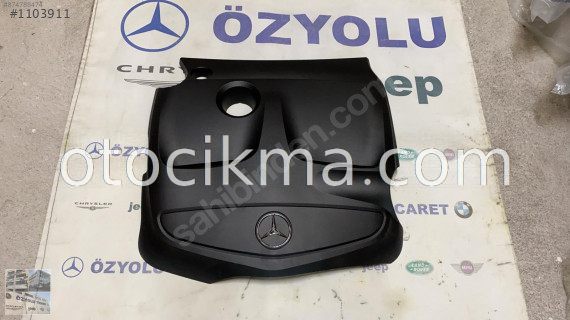 MERCEDES W117 CLA MOTOR ÜST PLASTİĞİ BENZİNLİ