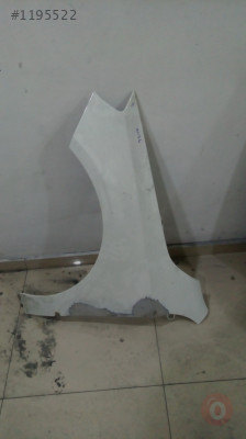 Mercedes w176 sol ön çamurluk