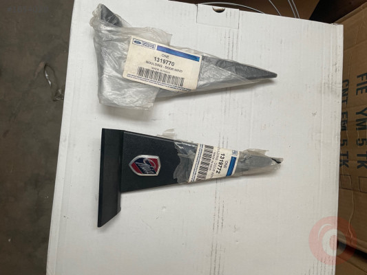 Fiesta arka kapı muskası 2S61 A24723