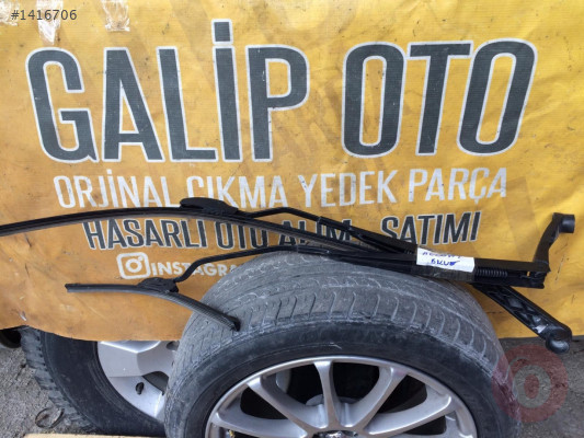 Hyundai Accent Blue Silecek Kolları Hatasız Orjinal Çıkma