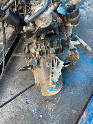 RENO KANGO KOMPLE ŞANZIMAN 1.9 ÇIKMA
