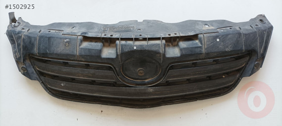 Toyota Corolla ön panjur orijinal çıkma