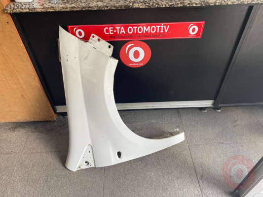 FİAT BRAVO SAĞ ÖN ÇAMURLUK ÇIKMA ORJİNAL BEYAZ TEMİZ