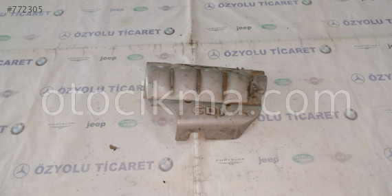 Mercedes w210 e serisi e220 cdı motor üst kapağı A6110100467