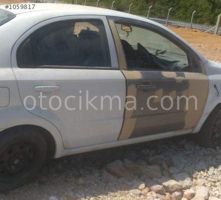 2011 model chevrolet aveo ls çıkma sağ takım kapı