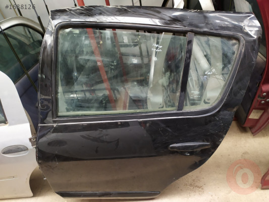 DACIA SANDERO ORİJINAL ÇIKMA SOL ARKA KAPI GÜL OTOMTOIV