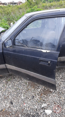 mazda 929 çıkma sol ön dolu kapı