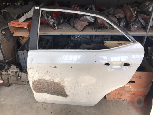 TOYOTA COROLLA 2013 - 2018 SOL ARKA KAPI