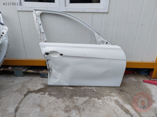 Bmw 3.serisi e90 çıkma sag ön kapî