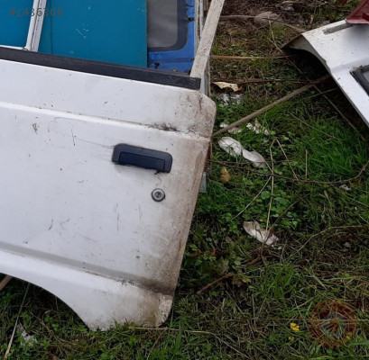 mitsubishi l300 çıkma sol ön kapı kolu