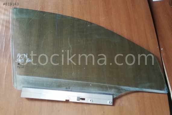 OPEL ASTRA H SAĞ ÖN KAPI CAMI
