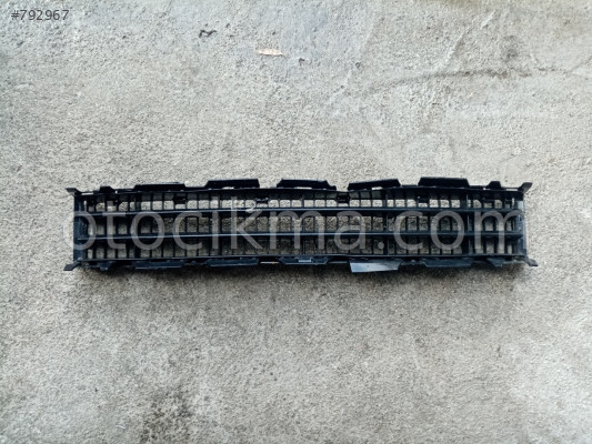RENAULT MEGANE 2 ÖN TAMPON ORTA IZGARA